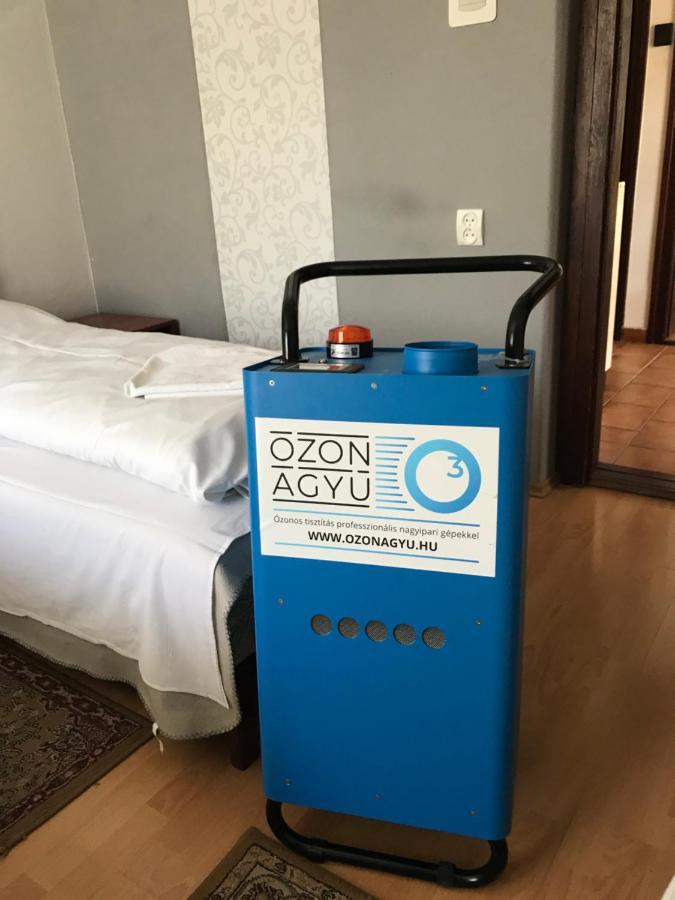 Erika Vendeghaz Hotel Szentendre Buitenkant foto